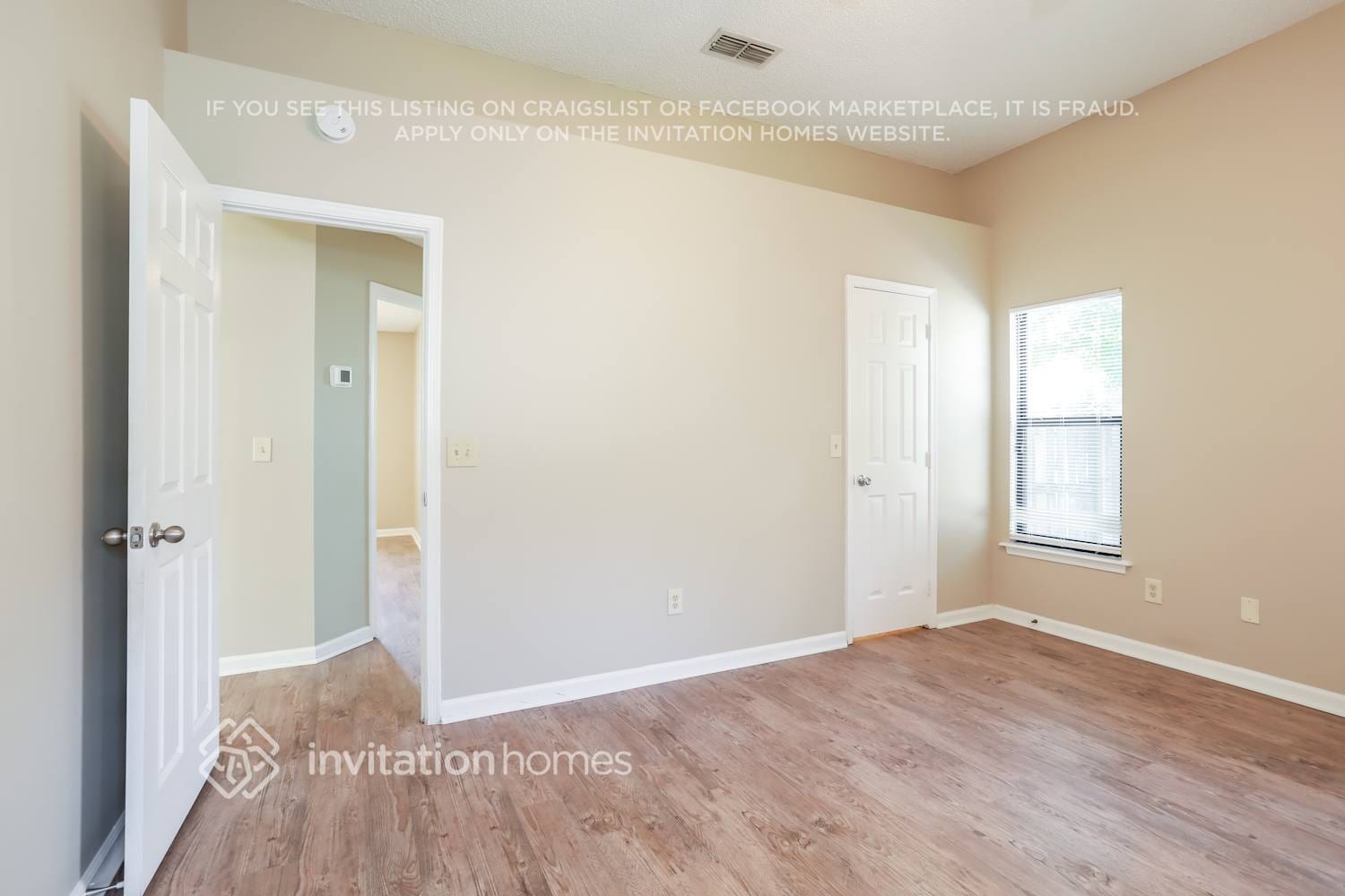 Building Photo - 8460 Branchwater Dr