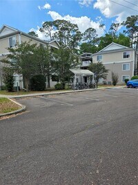 Building Photo - 4000 SW 23rd St