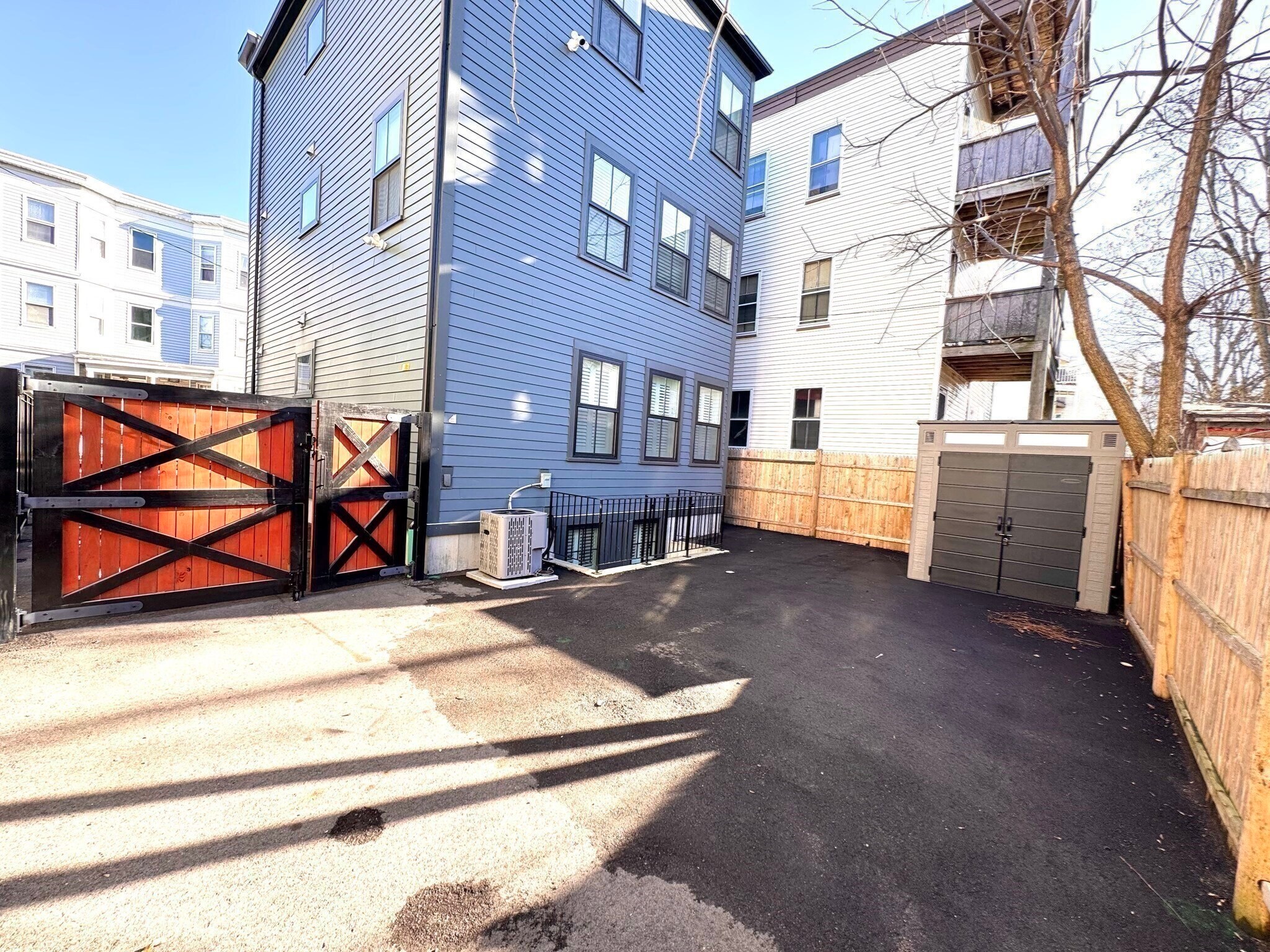 Building Photo - 12 Cawfield St
