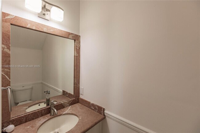 Building Photo - 1326 Majesty Terrace