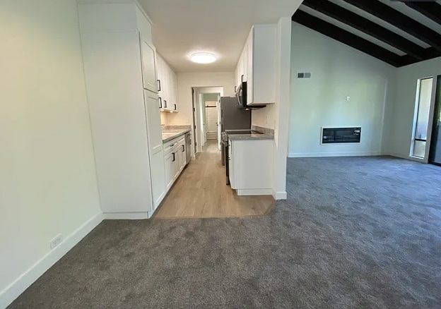 Building Photo - Charming 1bd/1ba Condo in Woodside HOA