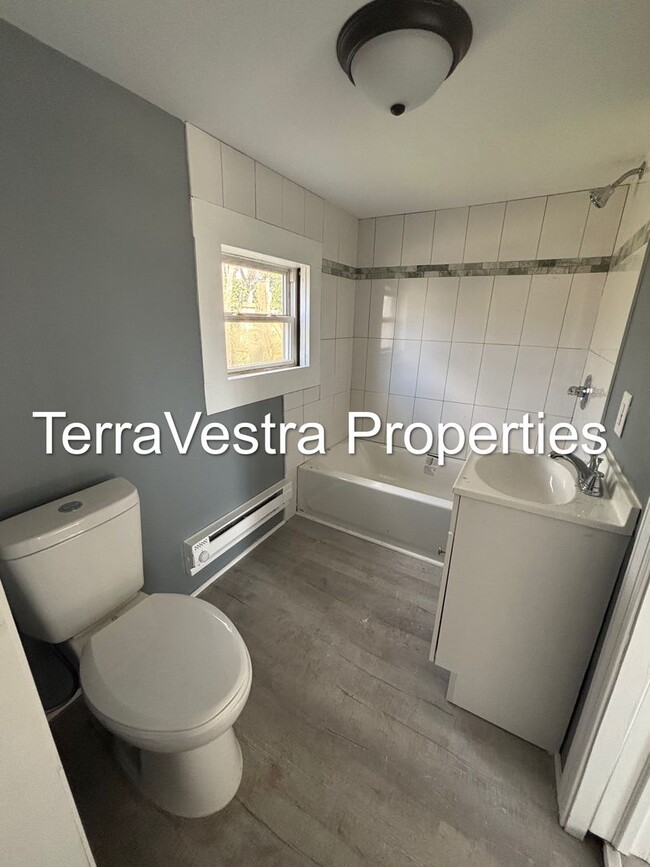 Building Photo - Single Family in Bridgeton. Eligible for $500 Security Deposit.