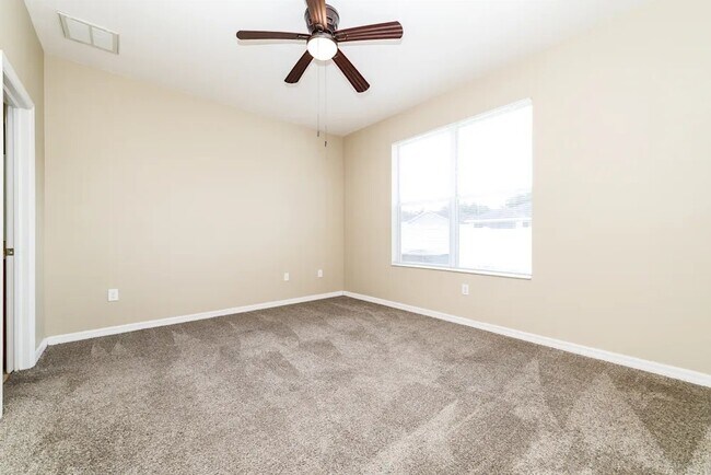 Building Photo - 10306 Greystone Ridge Ct