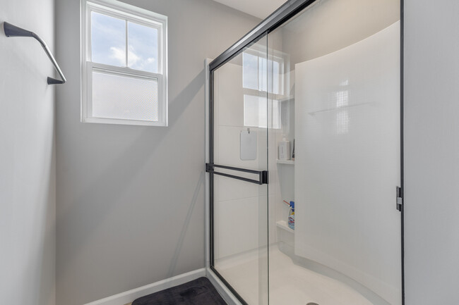 Building Photo - 2227 Ryegrass Ln