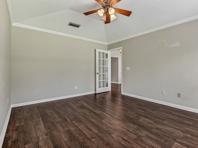 Building Photo - 6326 Glasgow Dr