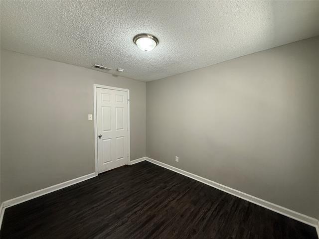 Building Photo - 1715 W Elm St