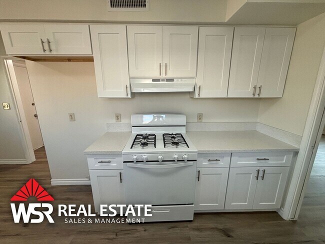 Building Photo - 3621-3621 Wilbur St