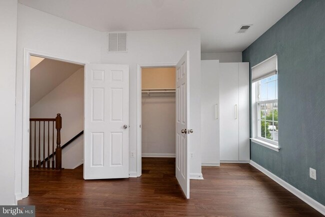 Building Photo - 12504 Rustic Rock Ln
