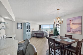 Building Photo - 9650 S Ocean Dr