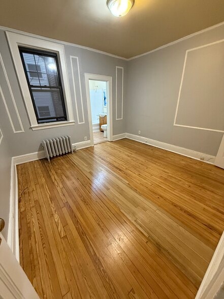 Primary Photo - 303 E Webster Ave