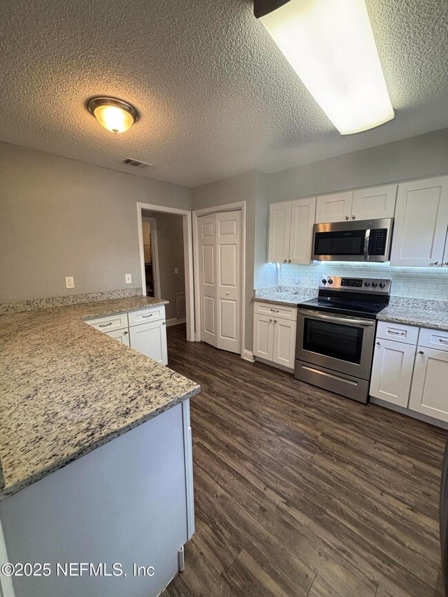 Building Photo - 12344 Cormorant Ct
