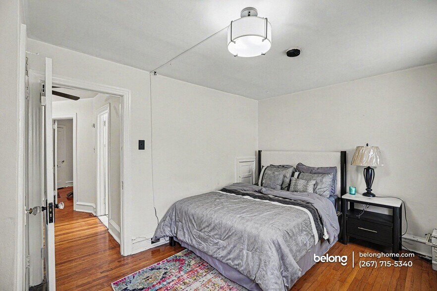 Building Photo - 5118 Oakland St