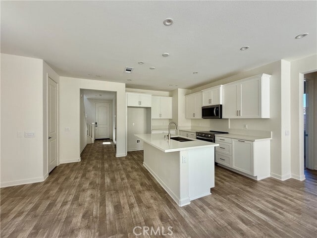 Building Photo - 16062 Jaegar Ln