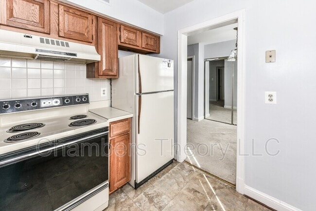 Building Photo - 2603 Arlington Blvd