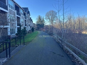 Building Photo - 16401 NW Chadwick Way