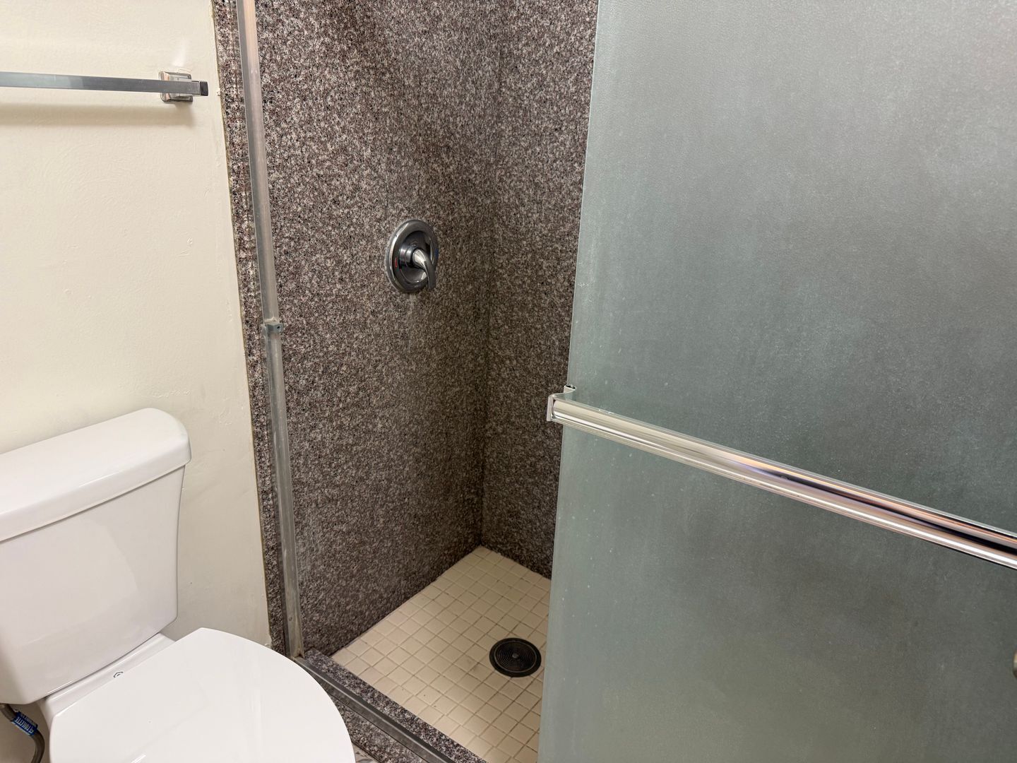 Building Photo - 4541 E San Francisco Blvd