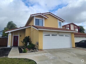 Building Photo - 3 bed / 3 bath two story single family hom...