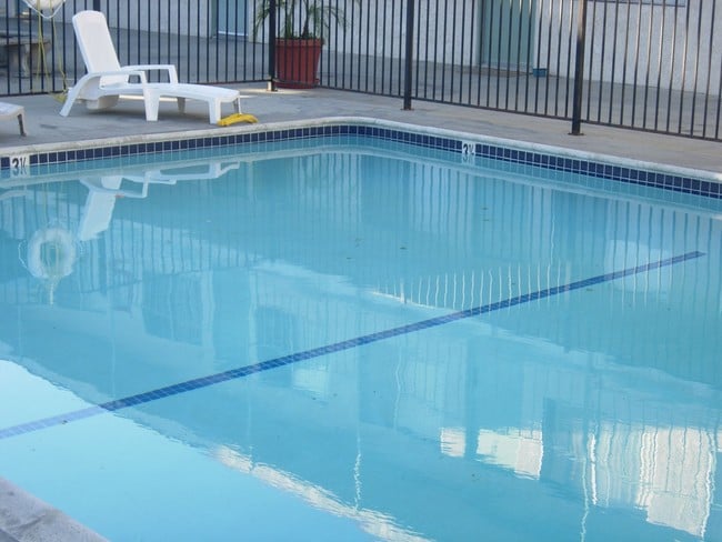 Building Photo - DOTY (Ocean Breeze)