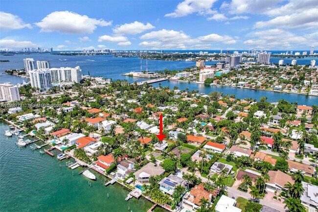 Building Photo - 7531 Miami View Dr