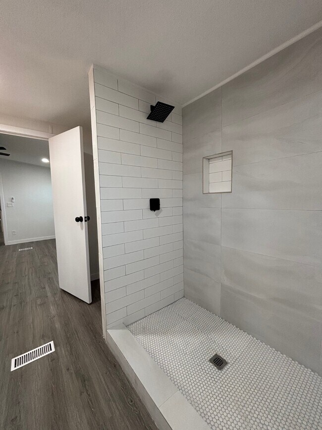 Building Photo - 19856 Old Hwy 105 E