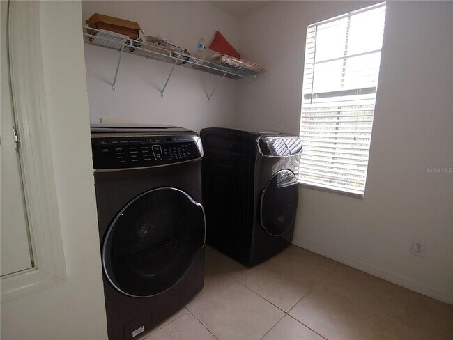 Building Photo - 20612 Whitebud Ct