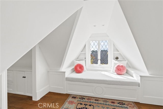 Building Photo - 464 Holly St