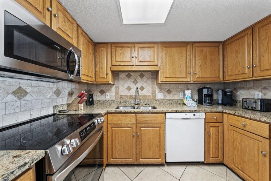 Building Photo - 24400 Perdido Beach Blvd