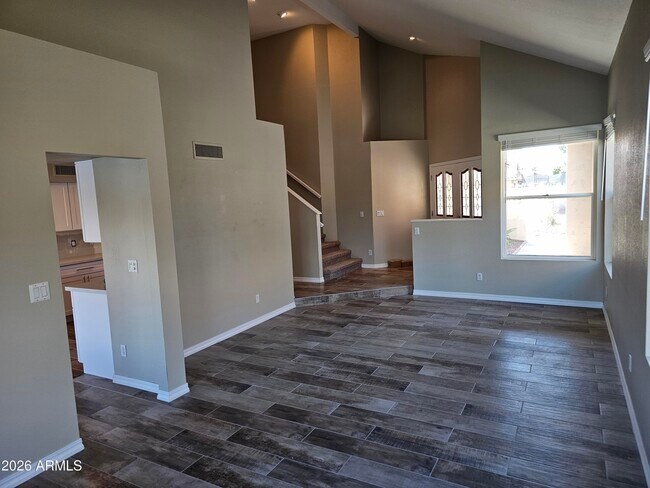 Building Photo - 16443 S 34th Way