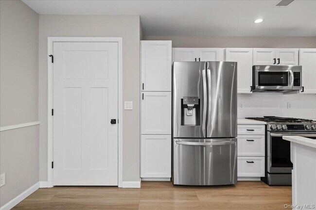 Building Photo - 56 The