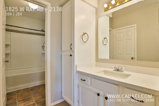 Building Photo - 1825 W Ray Rd