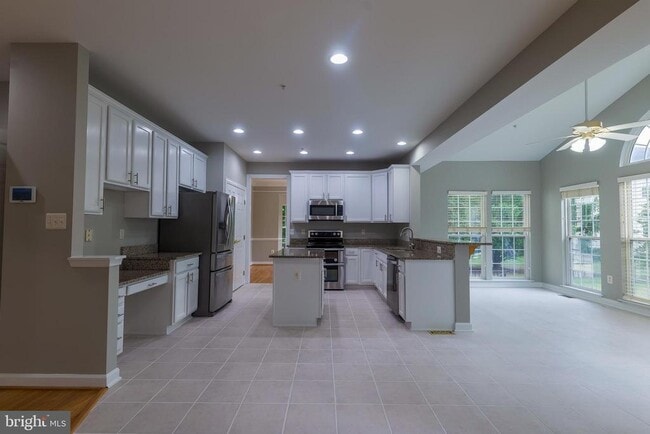 Building Photo - 7709 Killbarron Dr