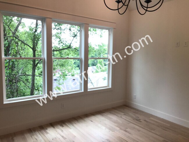 Building Photo - Beautiful New Construction for Rent in Sou...
