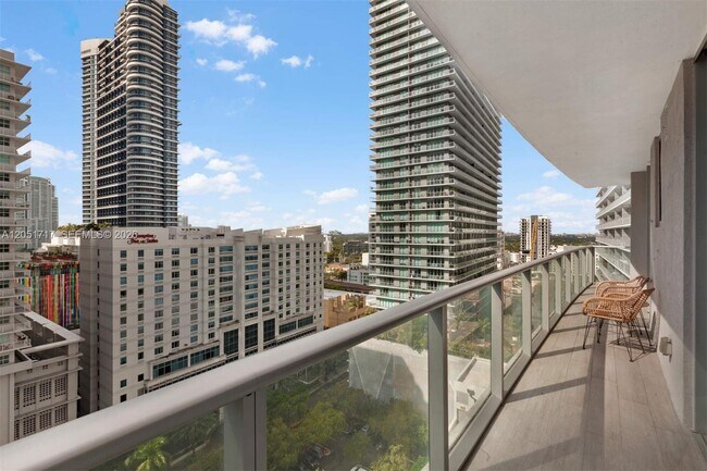 Building Photo - 1100 S Miami Ave