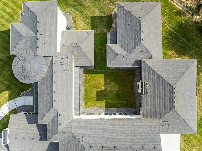 Building Photo - 12401 Rivendell Ct