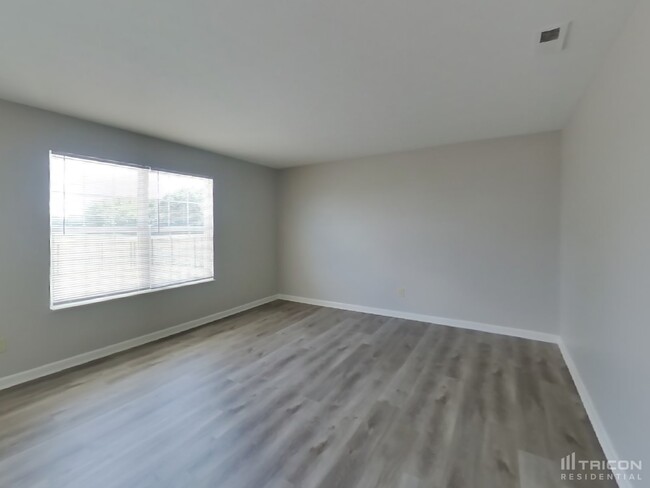 Building Photo - 639 Geronimo Dr