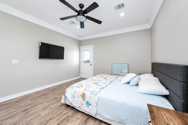 Building Photo - 4019 Mitote Dr
