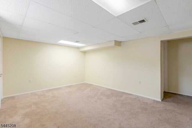 Building Photo - 182 Wildflower Ln