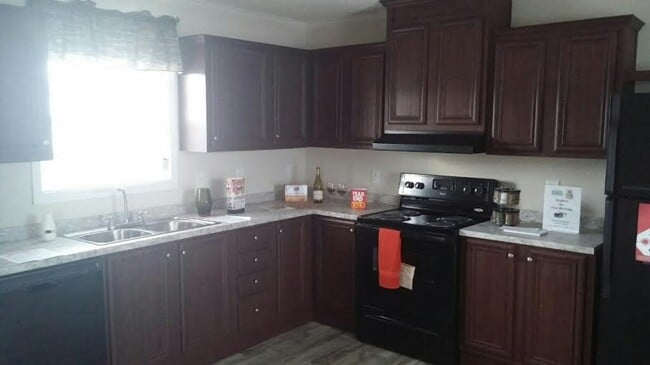 Building Photo - 3688 Chapel Ln