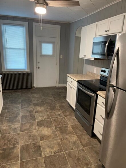 Primary Photo - 201 Nissley St