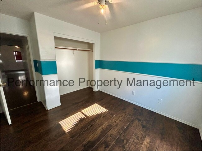 Building Photo - Stunning 5 Bed/2 Bath S Bakersfield Home w...
