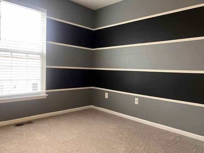 Building Photo - 44725 Ellery Ln