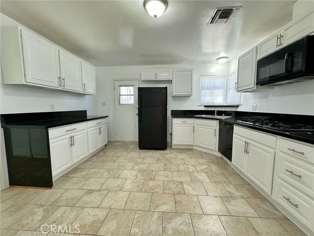 Building Photo - 17516 Lemay St