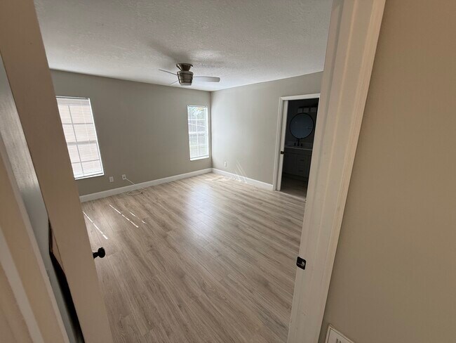 Building Photo - 3025 Greynolds St