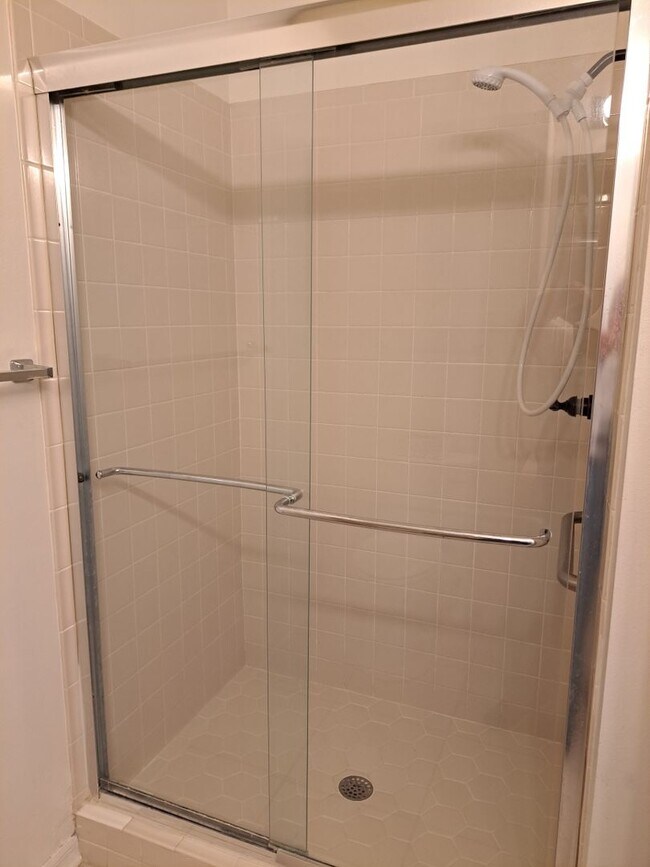 Building Photo - Golf Course Views in The Villages