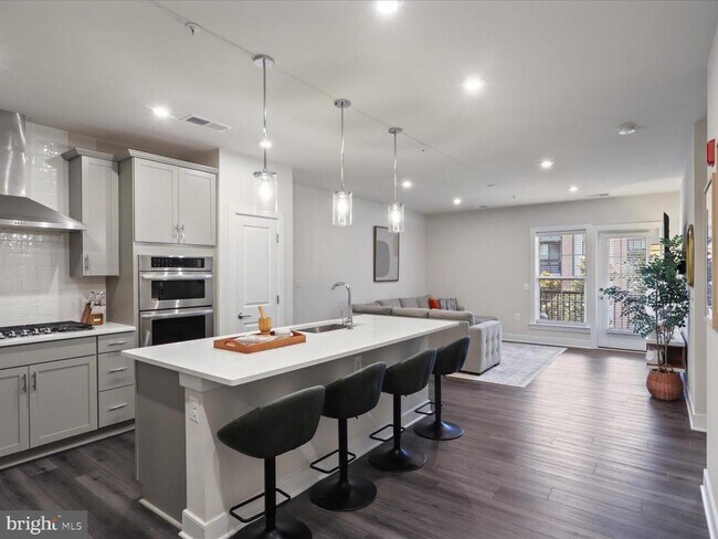 Building Photo - 106 St Ives Pl