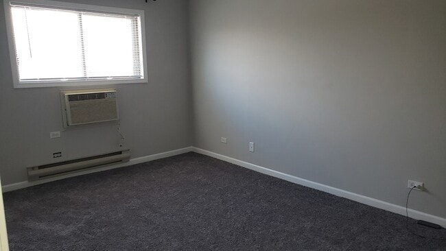 Building Photo - 1033 Spruce St