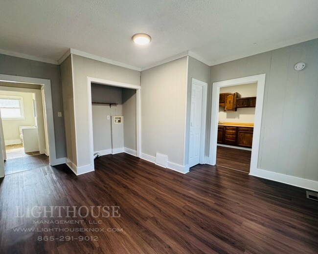 Building Photo - 2815 Tarleton Ave