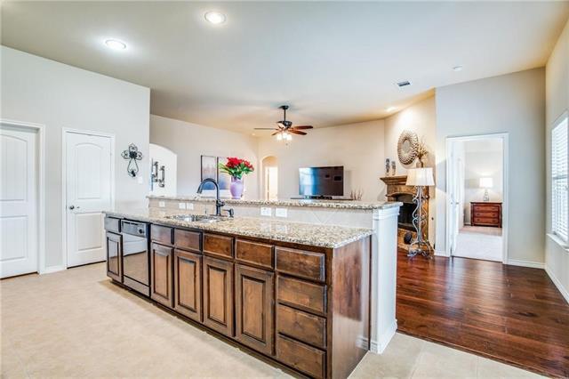 Building Photo - 1009 Kerrville Way