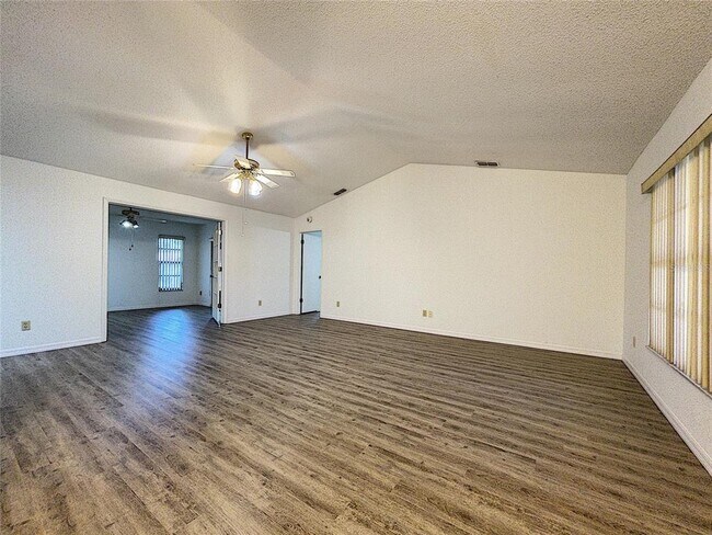 Building Photo - 4181 Glade Rd