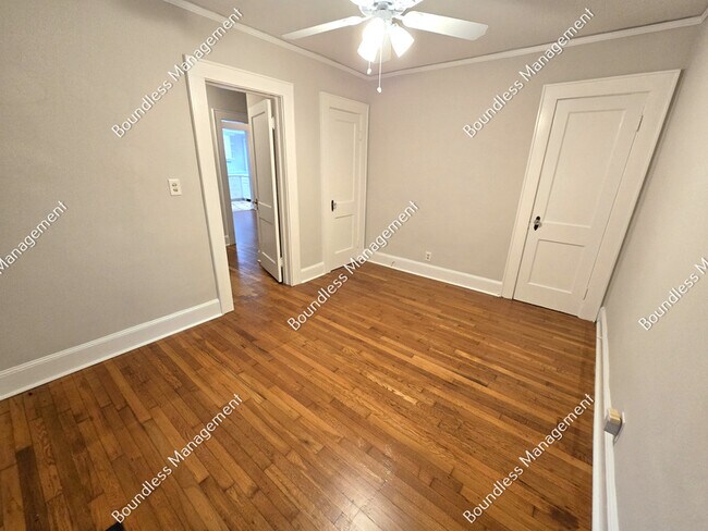 Building Photo - 2520 Constance St